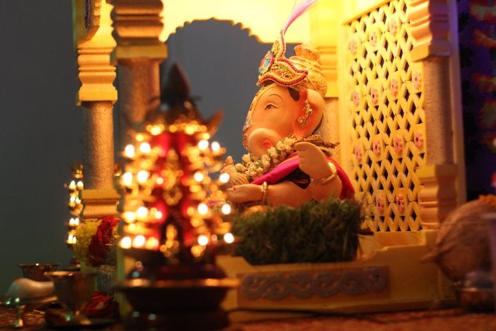 How To Celebrate Ganesh Chaturthi At Home Ganesh Chauthi And Its Traditions 6643