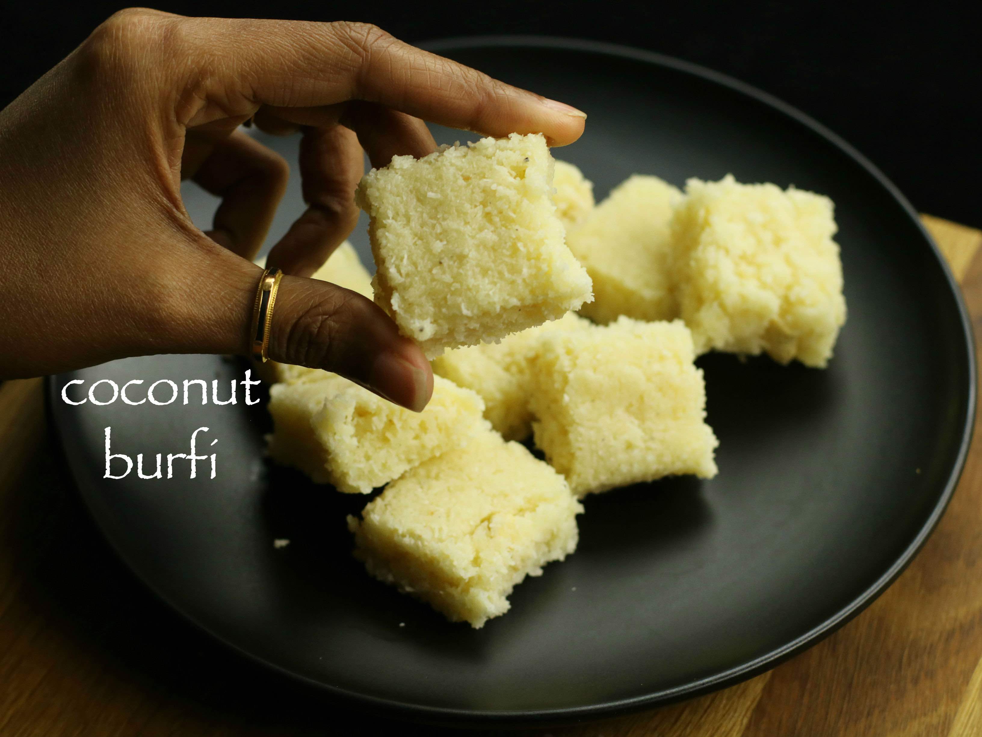 coconut burfi recipe | kobbari mithai recipe | nariyal barfi recipe