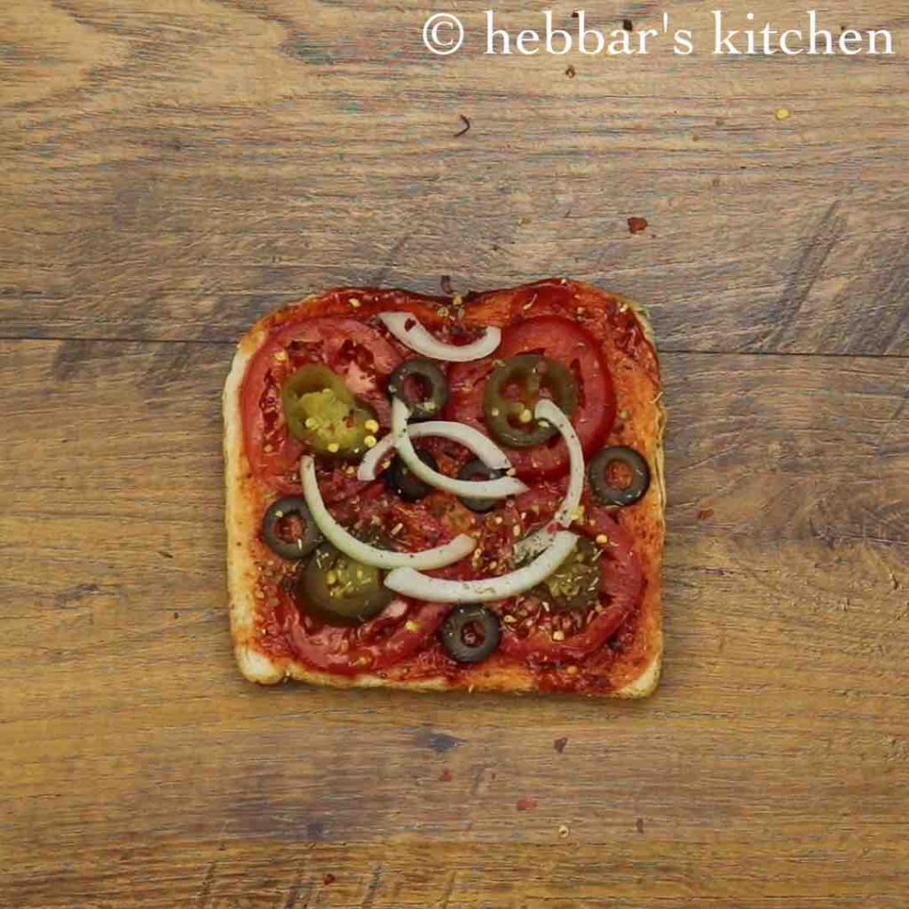 grilled veg pizza sandwich
