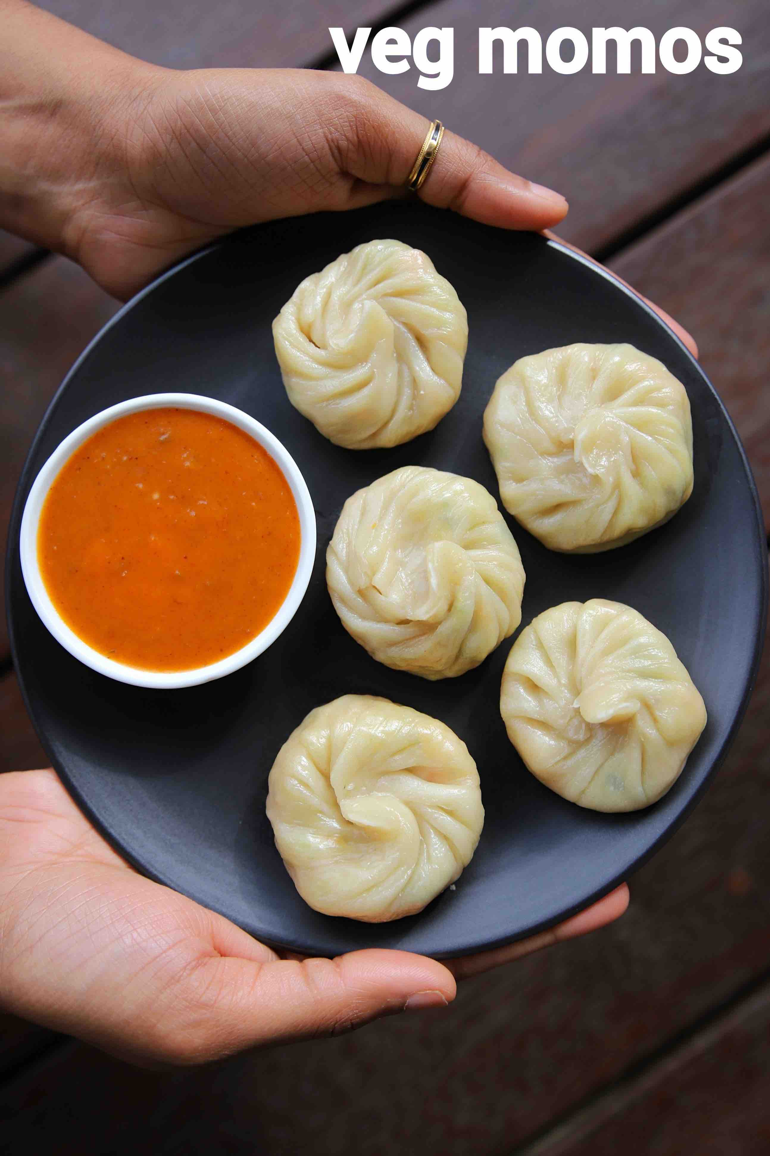 Veg Momos Recipe In Hindi