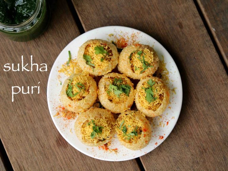 sukha puri recipe | stuffed sukha poori chaat | sukha masala puri